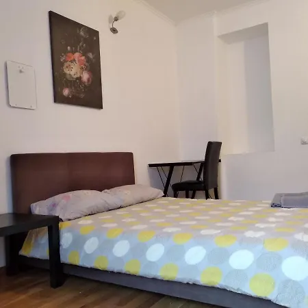 Апартаменты Downtown Central Gogola